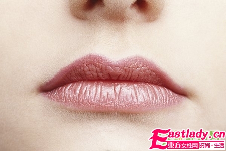 快速去唇纹 唇部更娇嫩