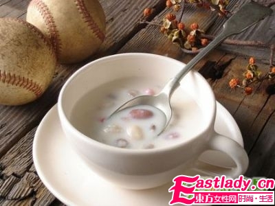 九大酸奶美容法 让你更美丽