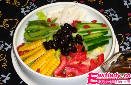 五行与美容的关系 易长痘的出生时间