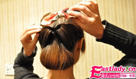 3分钟学会的韩式扎发