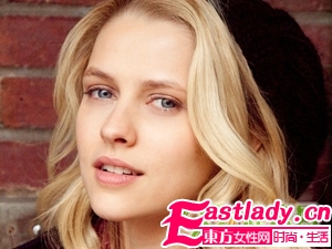 众多明星云集话谈如何护唇