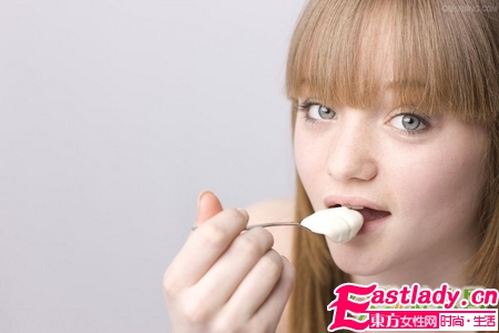 眼部浮肿了怎么办 快速消肿方法