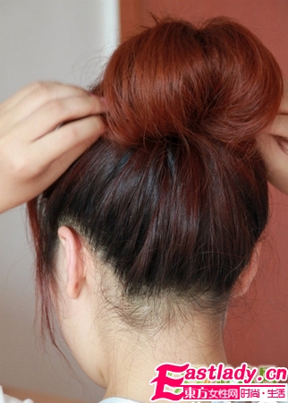 花苞头的扎法详细步骤图解