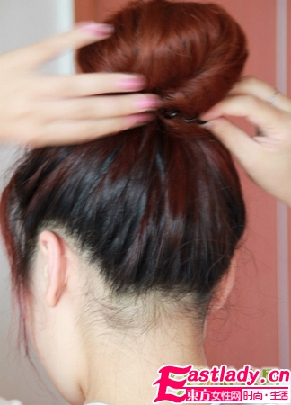 花苞头的扎法详细步骤图解