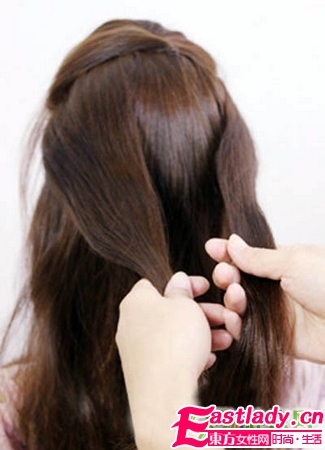 韩式花苞鱼骨辫编法图解