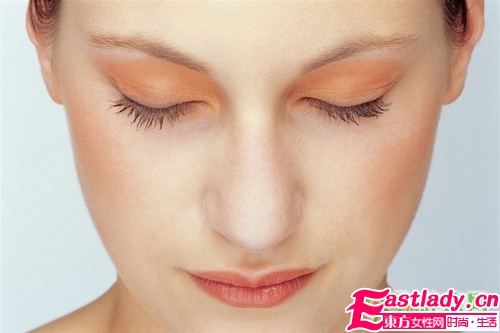 10条实用夜晚美容护肤小秘籍