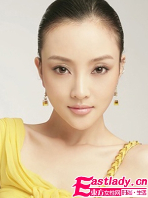 简单3招祛除眼部斑点