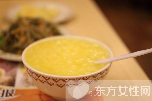 胃部不舒服如何缓解 常按这三大穴位摆脱胃部不适