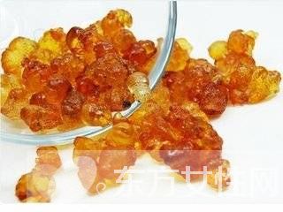 桃胶的功能与作用 这样食用事半功倍哦