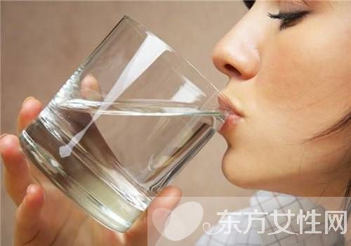 嘴上起泡是什么原因 该怎么治疗