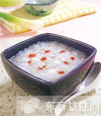 六款冬季美容养颜粥 好气色吃出来