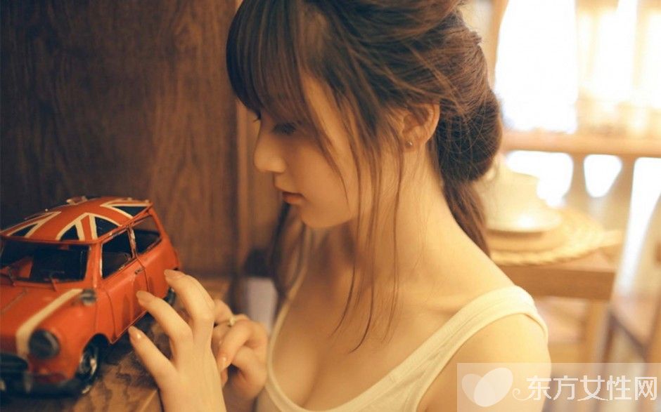 宫腔积液是怎么引起的 宫腔积液的危害是什么