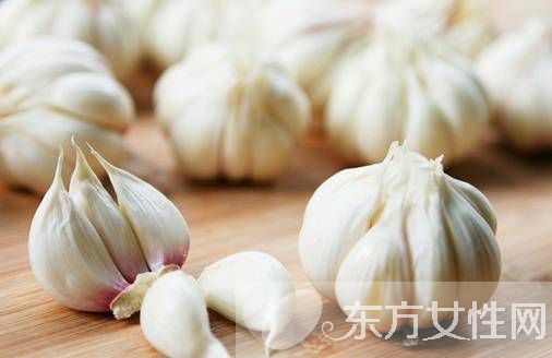 口臭怎么办 多吃四种食物帮你赶走口臭