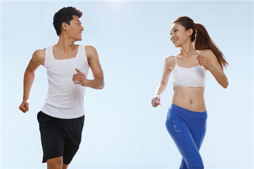 手脚冰凉怎么办 手脚冰凉的危害有哪些