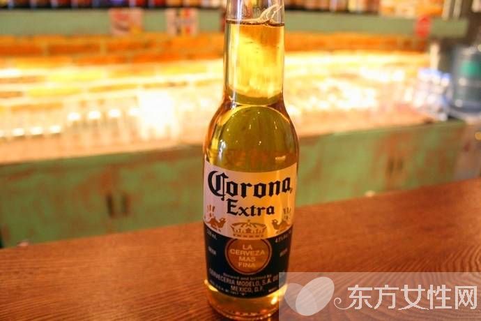 小心 这三个错误喝水习惯喝多了会致癌