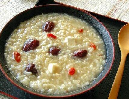 夏季祛湿粥有哪些呢 什么样的祛湿粥能赶走湿气