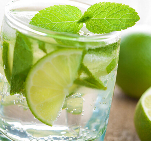 柠檬泡水越浓越好吗 这些误区别犯了