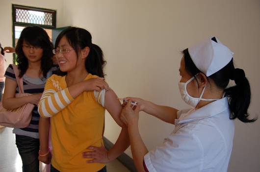 乙肝疫苗多久打一次 接种乙肝疫苗的注意事项