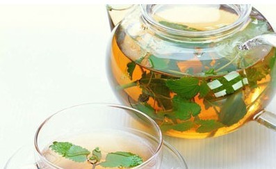 嗓子疼在饮食上注意什么 揭嗓子疼食疗偏方