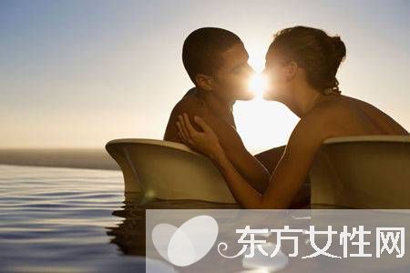 情侣间爱爱只需6招就能激发女人体内性欲