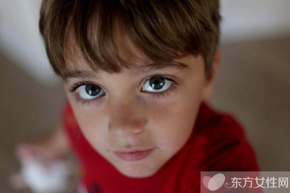 自闭症的2大治疗法 自闭症的症状