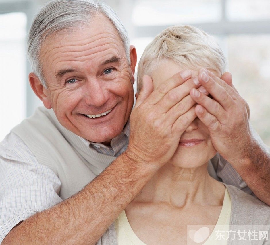 老年人谨防这些常见眼病 常吃这些水果保护眼睛哦