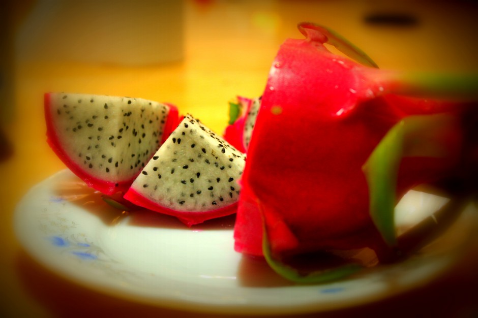 这些你要知道 吃火龙果有好处也有坏处