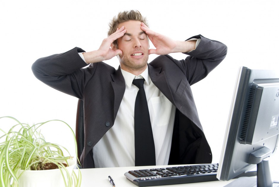 不知道神经性头痛吃什么药 日常护理要做好