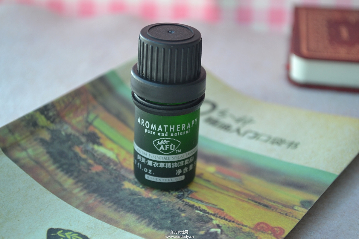 你知道精油的功效及用法吗  五种方式随你喜欢