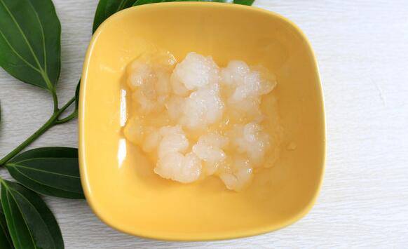 林蛙油的功效与作用 揭林蛙油的营养吃法