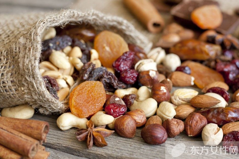 乳腺病乳腺增生症状表现 这些食物尽量少吃哦