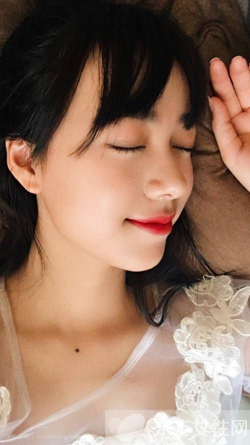 经期推迟怎么办 月经迟迟不来当心妇科病作祟