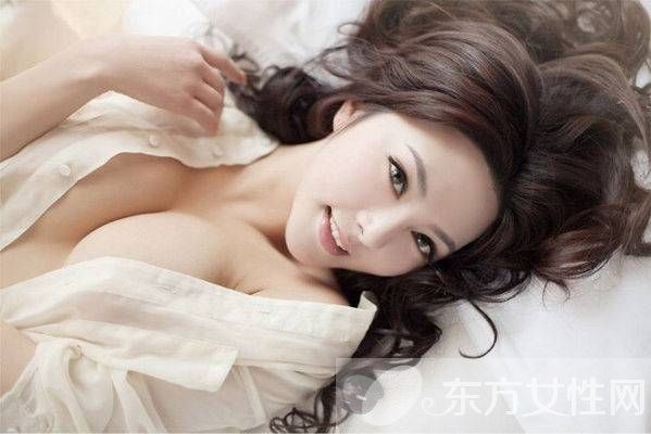 乳房胀痛是怎么回事 乳房胀痛当心乳腺癌的发生