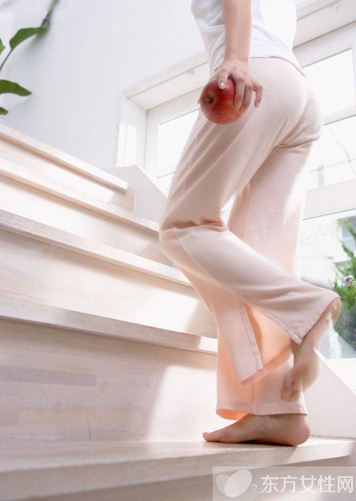 卵巢癌的早期症状有那些 常吃这些食物远离卵巢癌