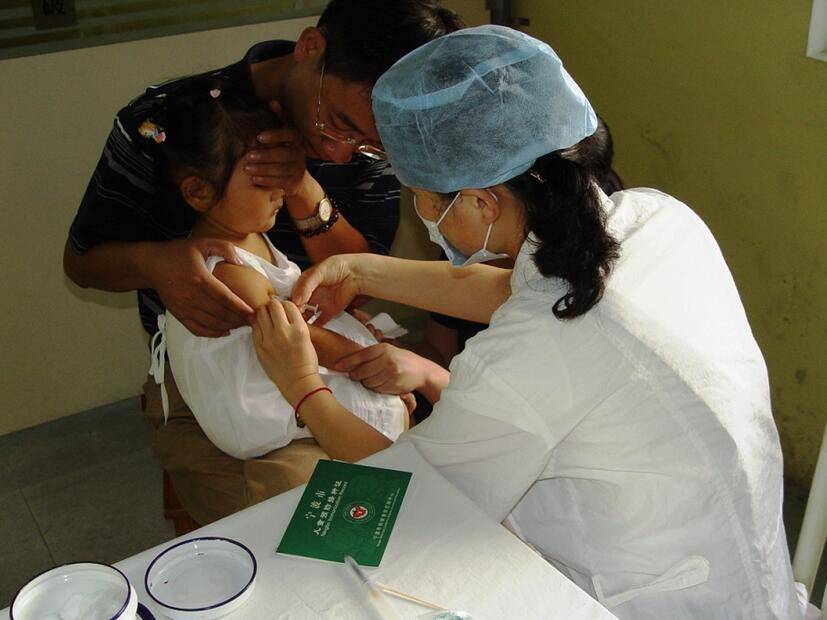 乙肝会传染吗 预防传染千万别做这些事