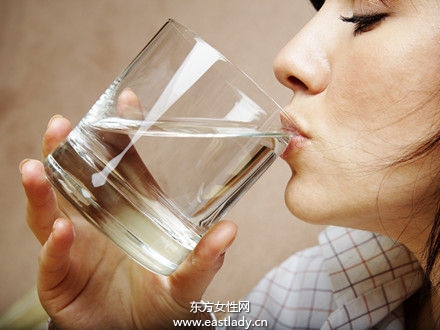 你知道漱口水的作用吗 漱口水赶异味是第一