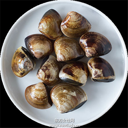 腰酸背痛压力大 三款适合白领的补身焖烧料理