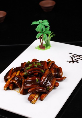 哺乳期吃什么好 红苕粉烧鳝鱼的做法