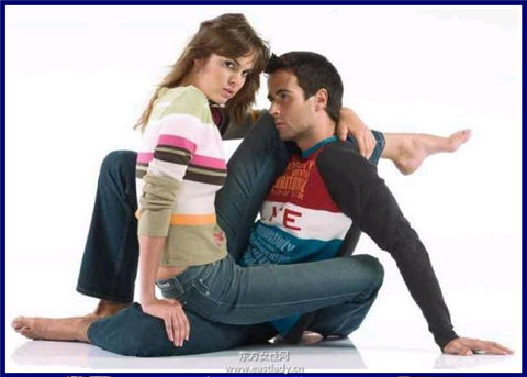 15张真人做爱姿势示范图片大全 总有一种适合你