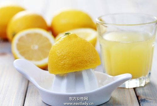 你知道柠檬蜂蜜水的功效与作用吗 美白养颜都是它