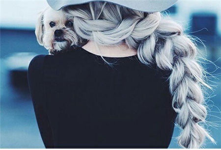 突然长白发小心身体出问题