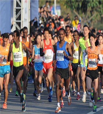 马拉松的注意事项 赛前赛时赛后注意事项
