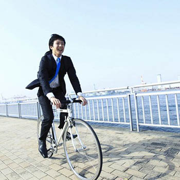 骑自行车如何避免受伤 骑自行车注意事项