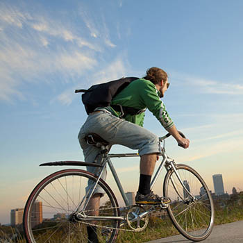 骑车对身体有哪些好处 骑自行车的优缺点