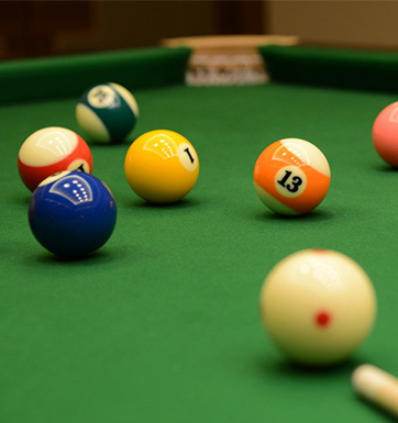 打台球的正确击球姿势 打台球有哪些好处呢