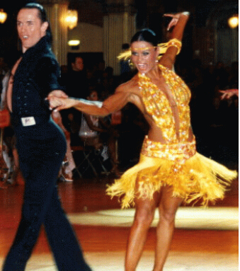 拉丁舞培训 拉丁舞健身操的跳法