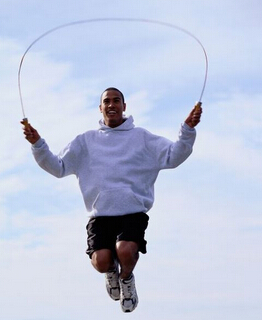 跳绳的好处 这样跳绳的好处最大