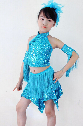 拉丁舞 性感诱人的拉丁舞让你美臀又瘦身