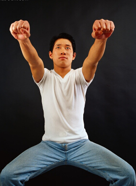 蹲马步可以瘦腿吗 蹲马步有什么好处