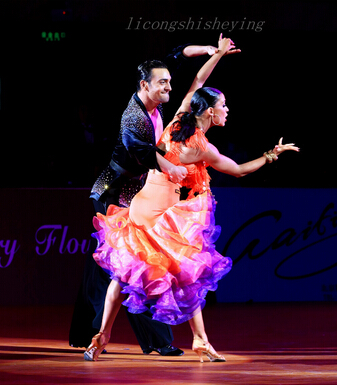 学拉丁舞 拉丁舞实用化妆技巧